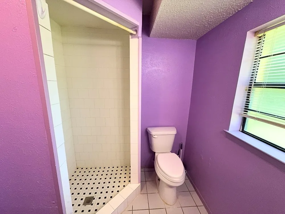 1613 Edge Hill Road Benbrook, TX 76126
