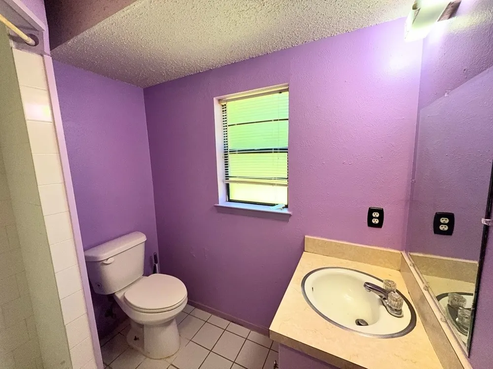 1613 Edge Hill Road Benbrook, TX 76126
