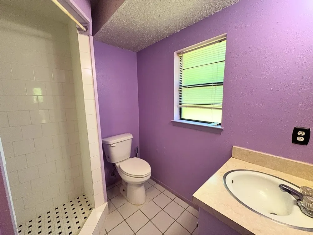 1613 Edge Hill Road Benbrook, TX 76126