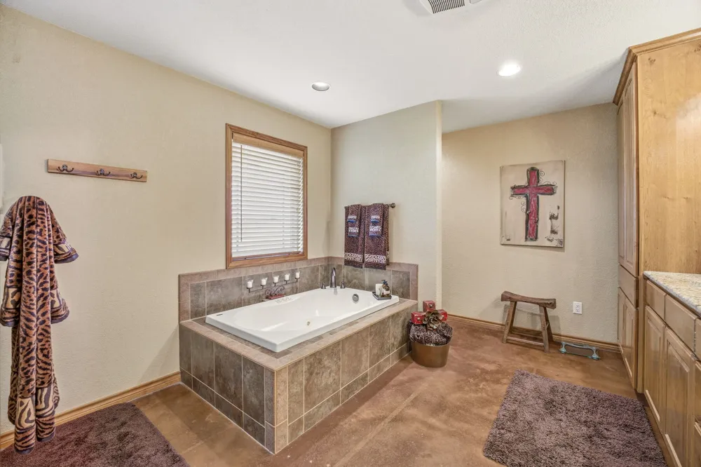 2548 Fm 1496 Dublin, TX 76446
