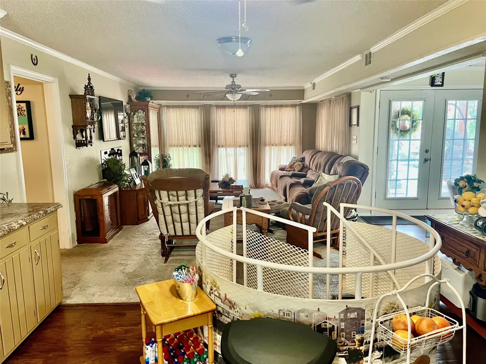 309 Broken Arrow Comanche, TX 76442