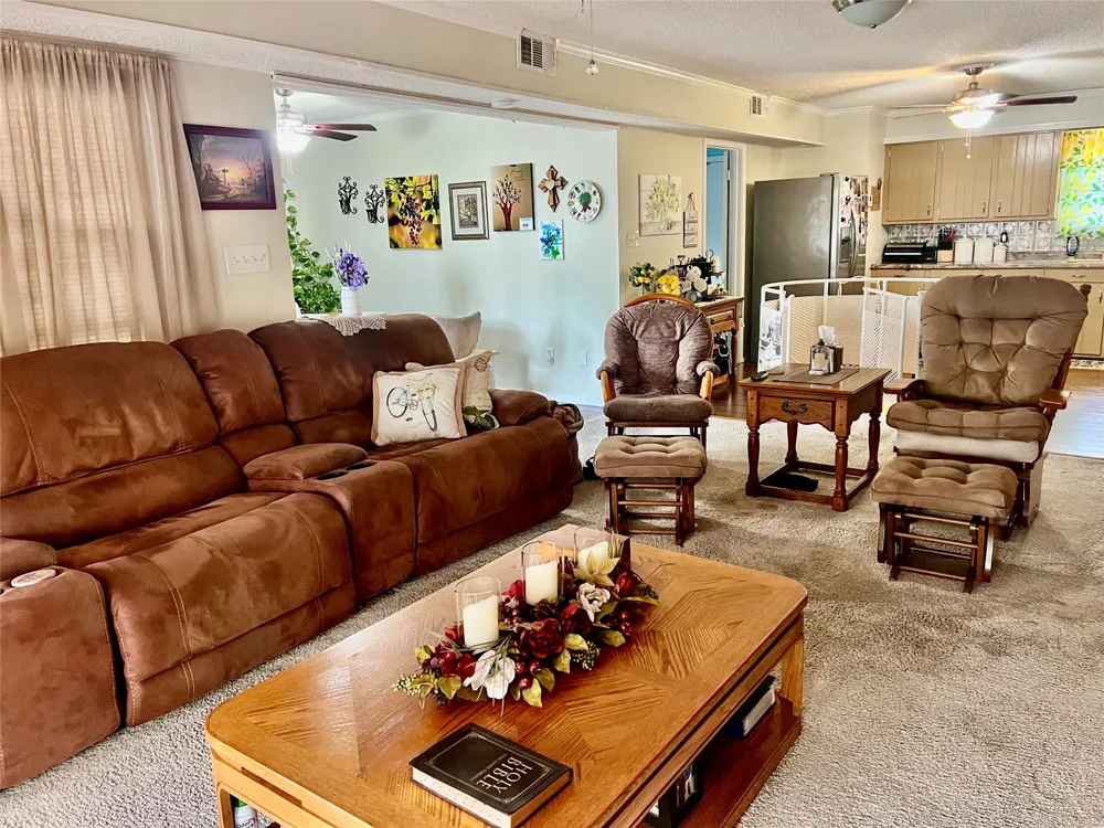 309 Broken Arrow Comanche, TX 76442