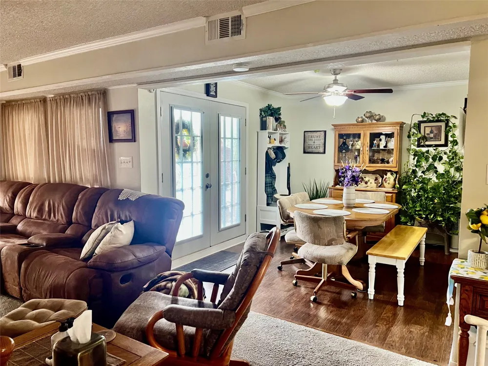 309 Broken Arrow Comanche, TX 76442