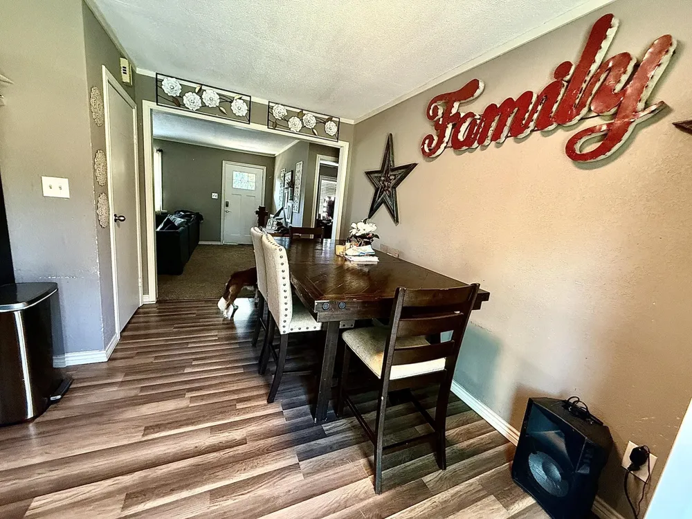 608 Beverly Drive Willow Park, TX 76008