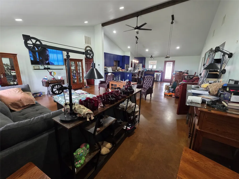 5500 County Road 302 Grandview, TX 76050