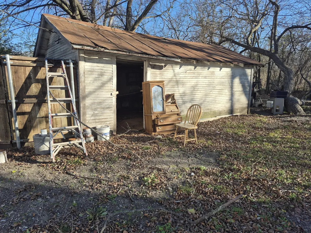 307 W Spruce Street Whitewright, TX 75491