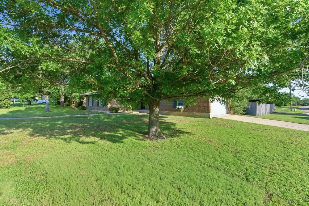 1400 Royal Lane Cisco, TX 76437