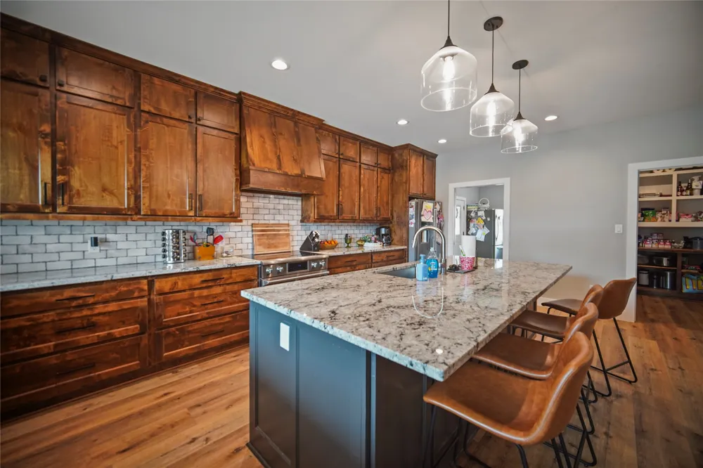 1201 Synterra Estates Loop Jacksboro, TX 76458