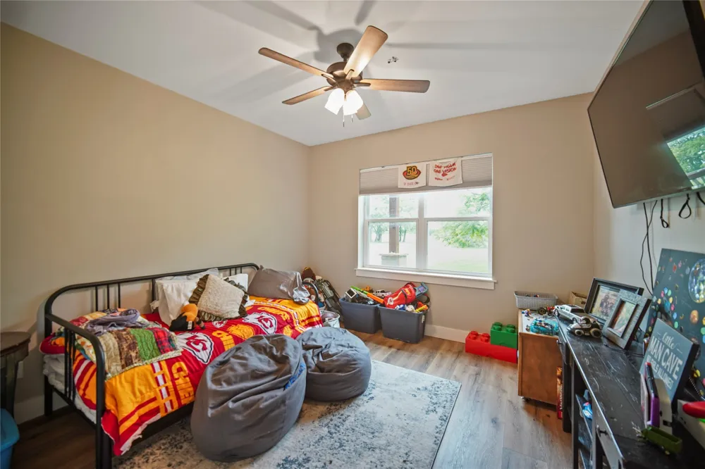 1201 Synterra Estates Loop Jacksboro, TX 76458