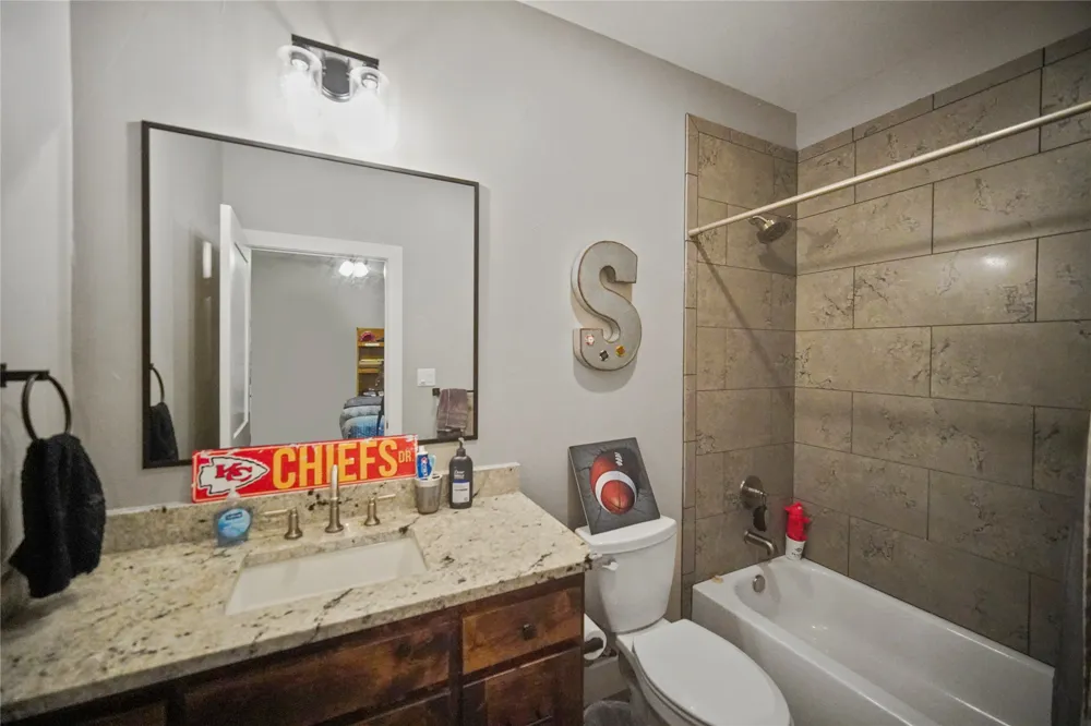 1201 Synterra Estates Loop Jacksboro, TX 76458