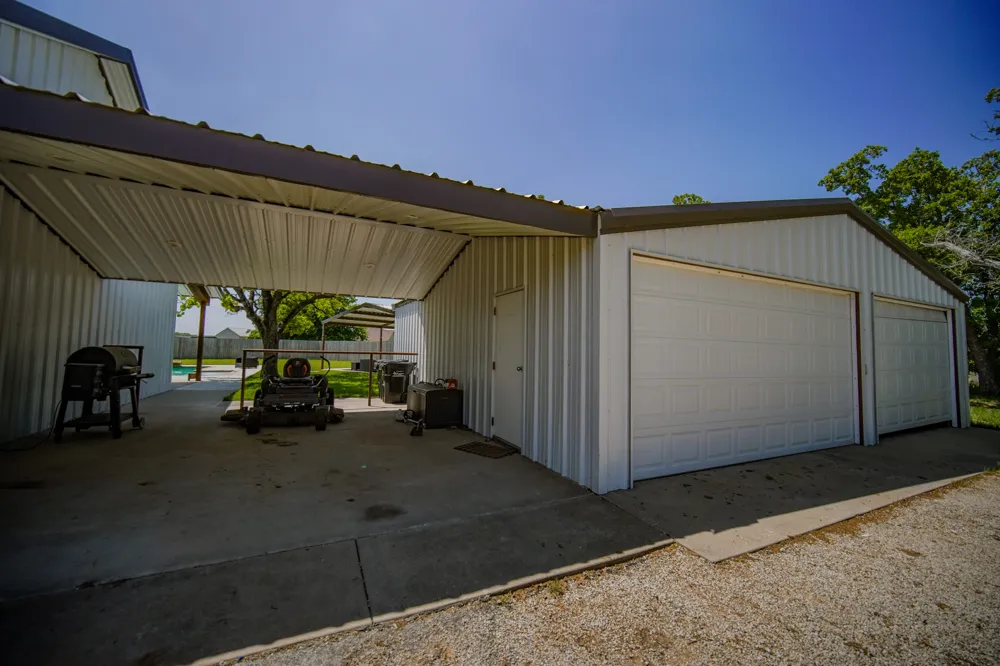 1201 Synterra Estates Loop Jacksboro, TX 76458