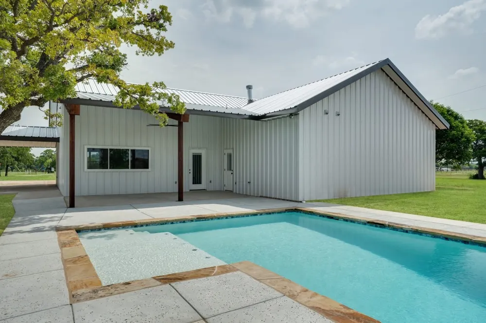 1201 Synterra Estates Loop Jacksboro, TX 76458