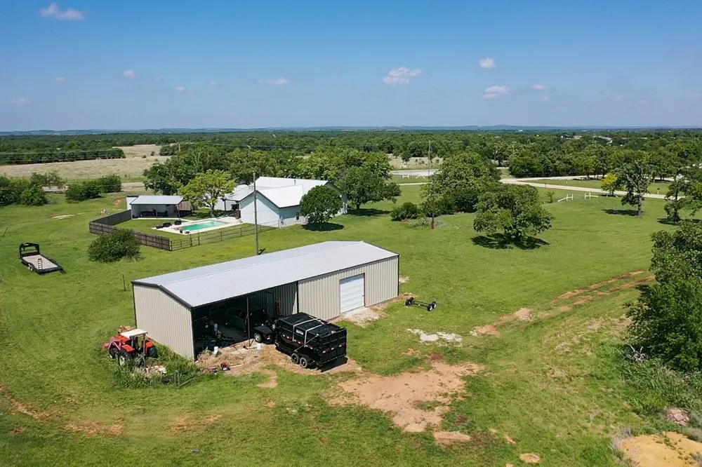 1201 Synterra Estates Loop Jacksboro, TX 76458