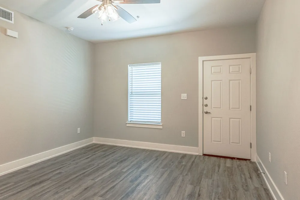 115 W Jones #102 Krum, TX 76249