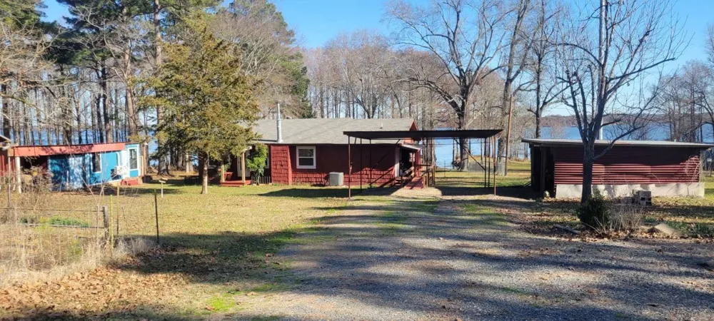 8234 Haphazard Road Mooringsport, LA 71060
