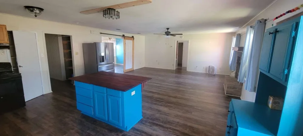 8234 Haphazard Road Mooringsport, LA 71060