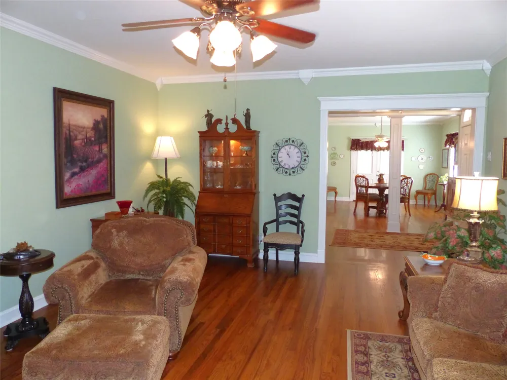 1408 S China Brady, TX 76825