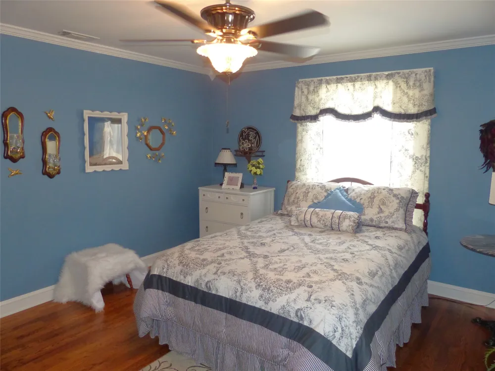 1408 S China Brady, TX 76825