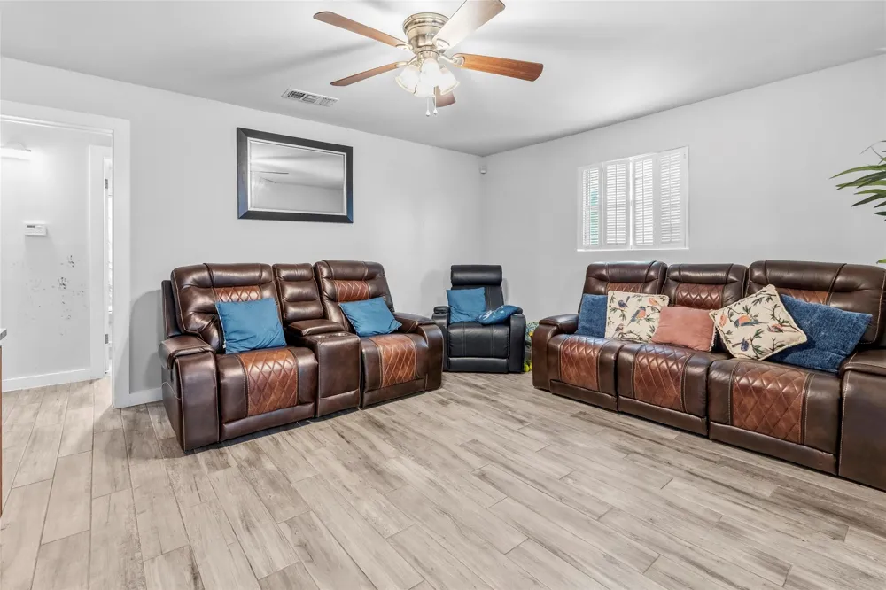 965 Farm Road 900 Saltillo, TX 75478