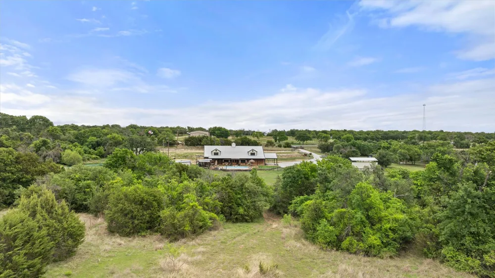 31577 US Highway 281 Lipan, TX 76462