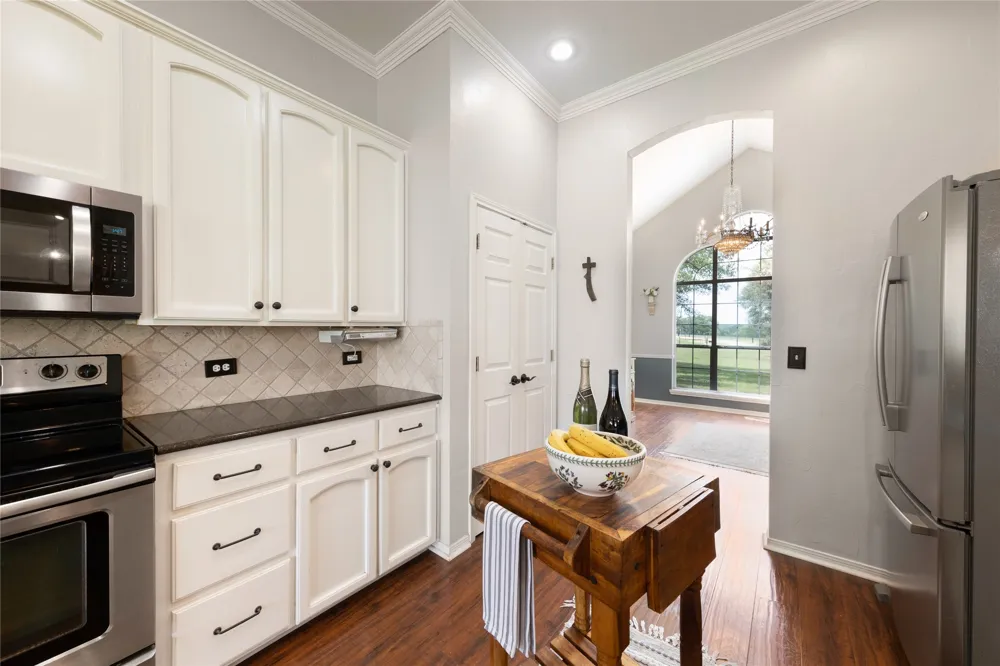 730 County Road 226A Cameron, TX 76520