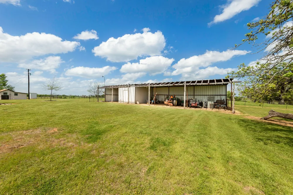 730 County Road 226A Cameron, TX 76520
