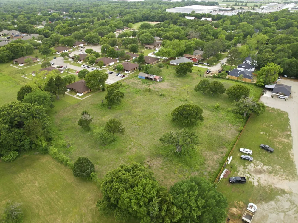 913 Howard Street Seagoville, TX 75159