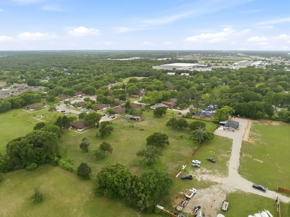 913 Howard Street Seagoville, TX 75159