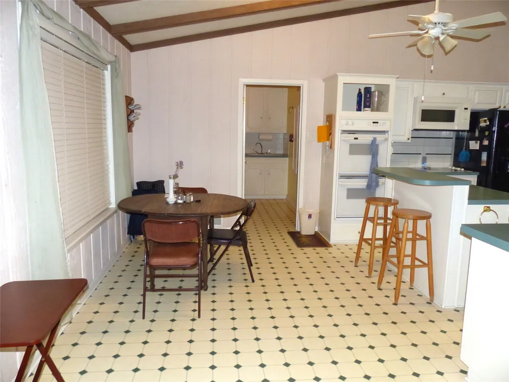 2105 Stanton Brady, TX 76825
