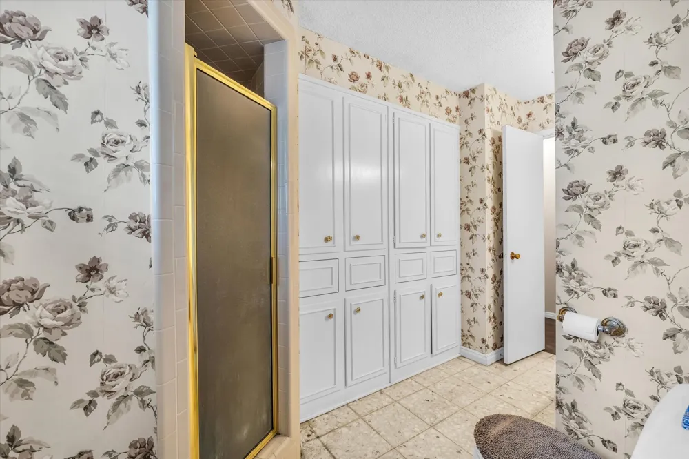 1208 Knotty Oaks Drive Woodway, TX 76712