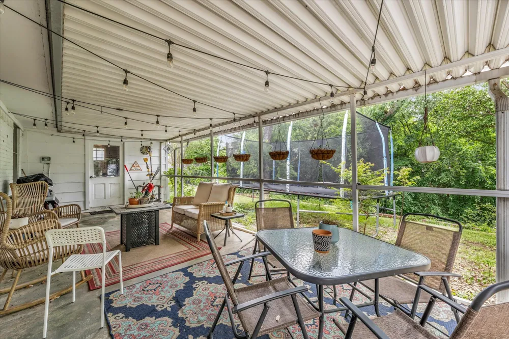 1208 Knotty Oaks Drive Woodway, TX 76712