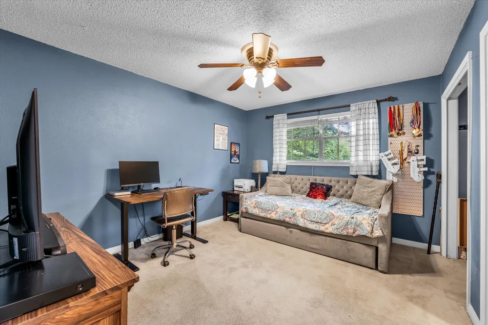 1208 Knotty Oaks Drive Woodway, TX 76712