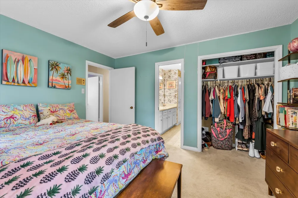 1208 Knotty Oaks Drive Woodway, TX 76712