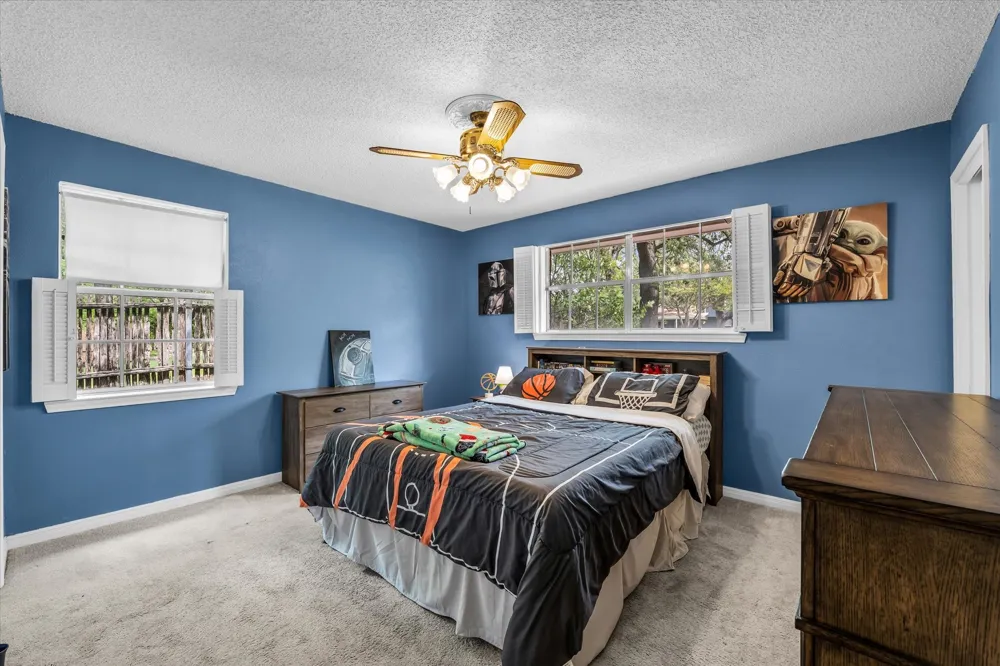 1208 Knotty Oaks Drive Woodway, TX 76712