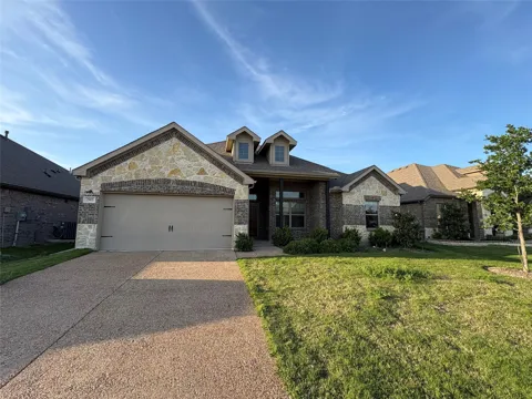 2903 Diamondback Drive