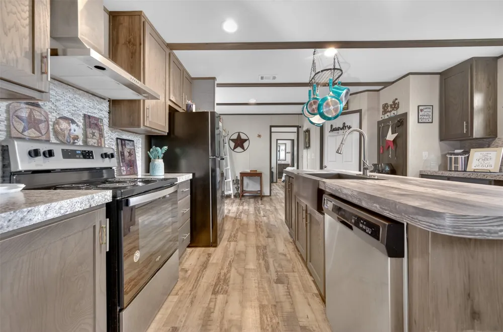 21760 Shady Trail Road Chandler, TX 75758