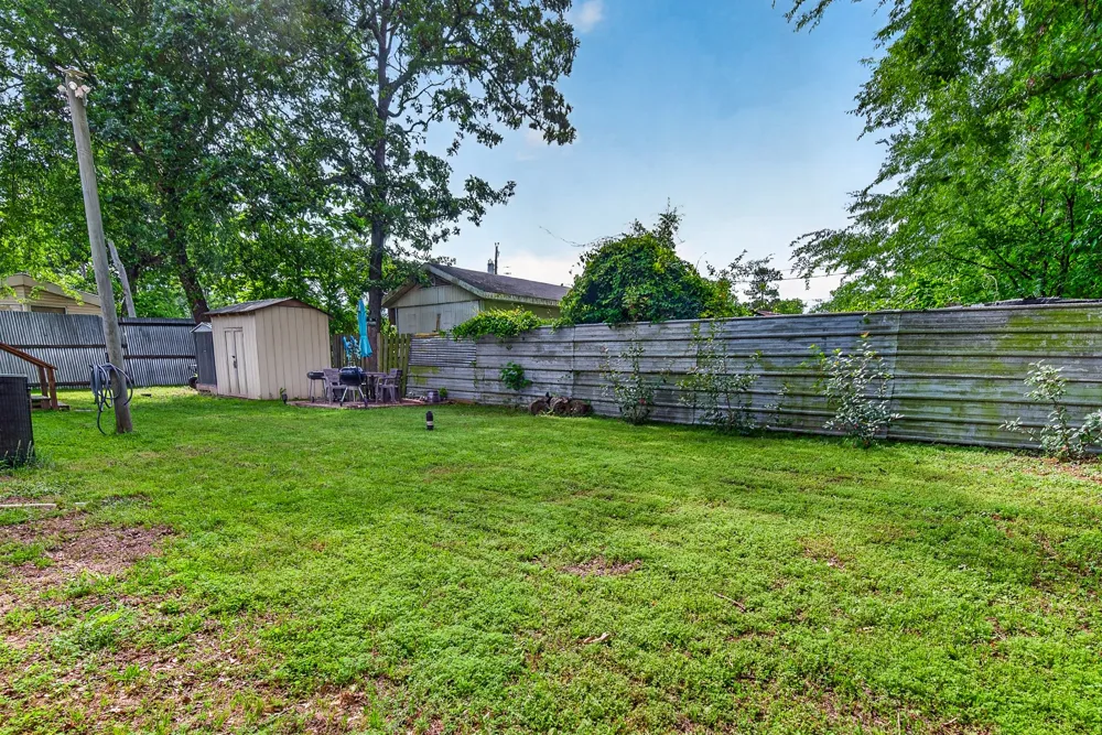21760 Shady Trail Road Chandler, TX 75758