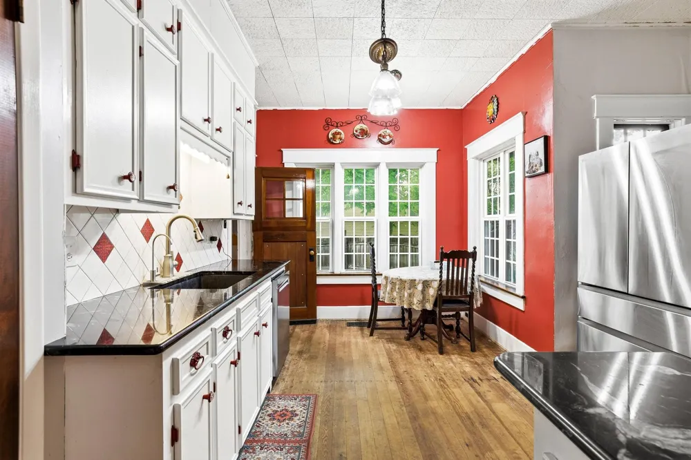 901 8th Street Honey Grove, TX 75446