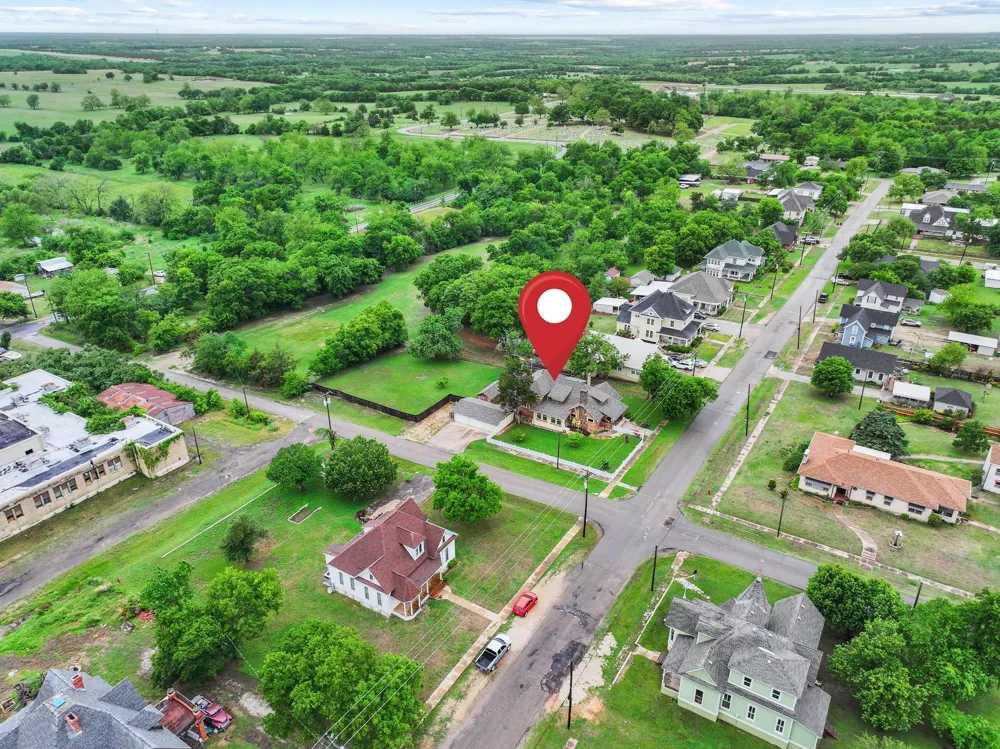 901 8th Street Honey Grove, TX 75446