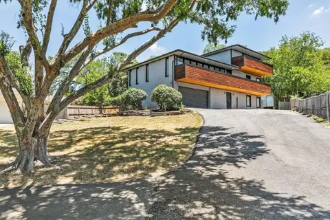 2030 Klondike Street