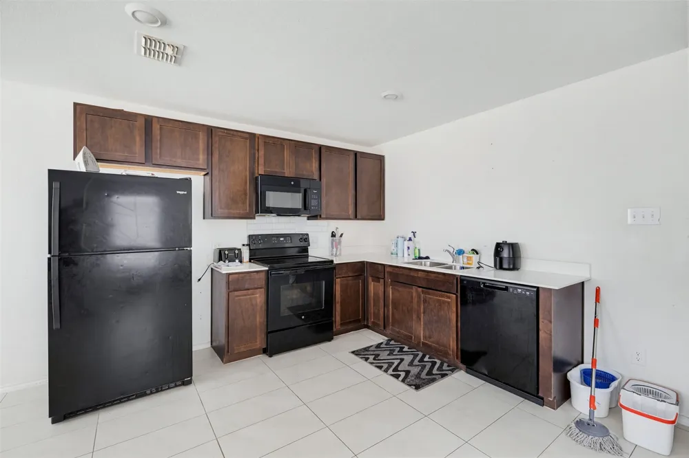 8612 Cottage Creek Drive #13 Fort Worth, TX 76123