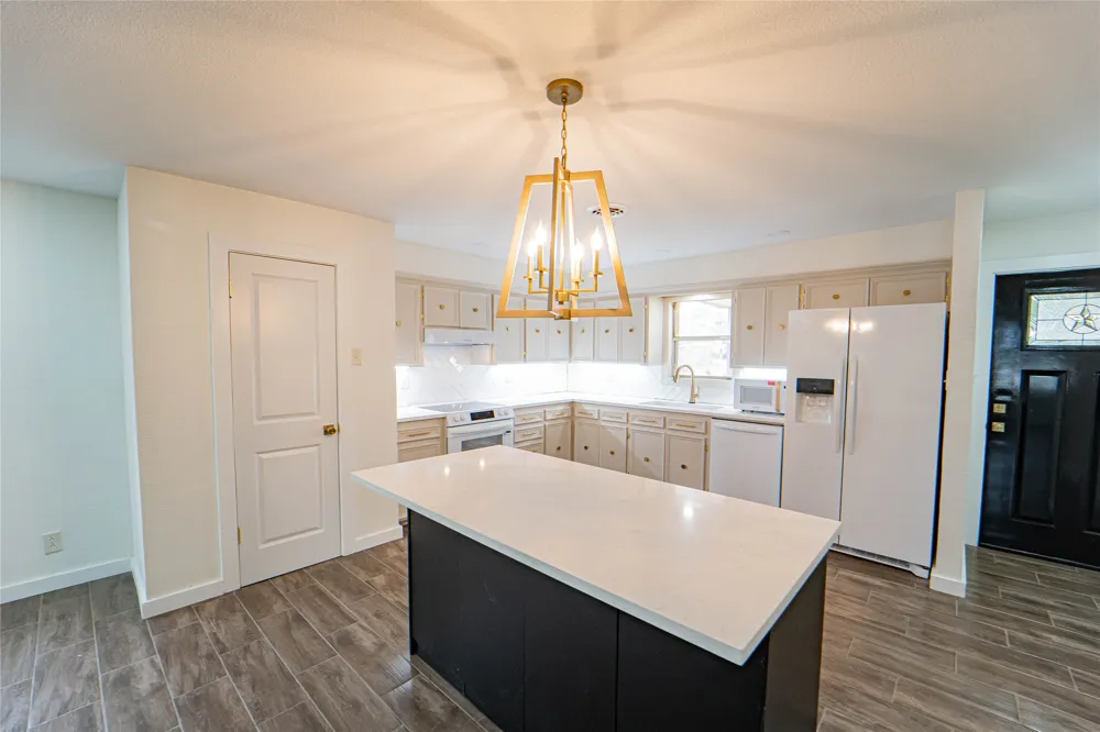 774 County Road 220 Breckenridge, TX 76424