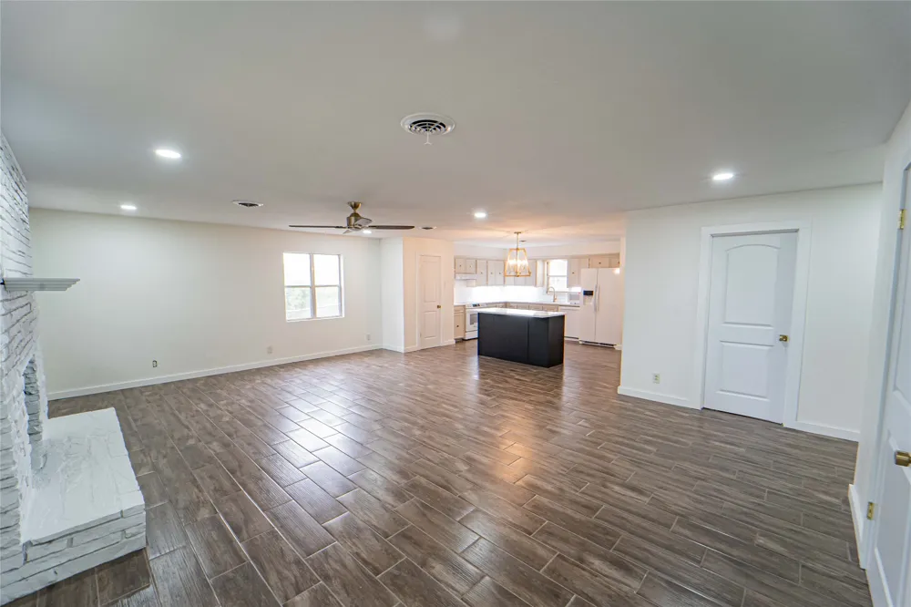 774 County Road 220 Breckenridge, TX 76424