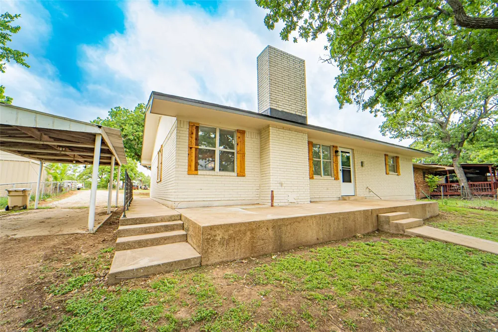 774 County Road 220 Breckenridge, TX 76424