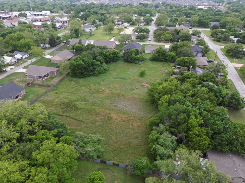209 8th Street Joshua, TX 76058