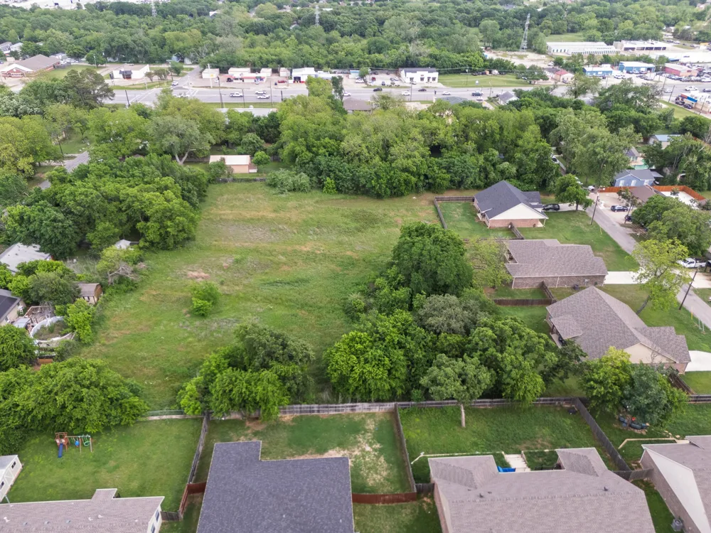 209 8th Street Joshua, TX 76058