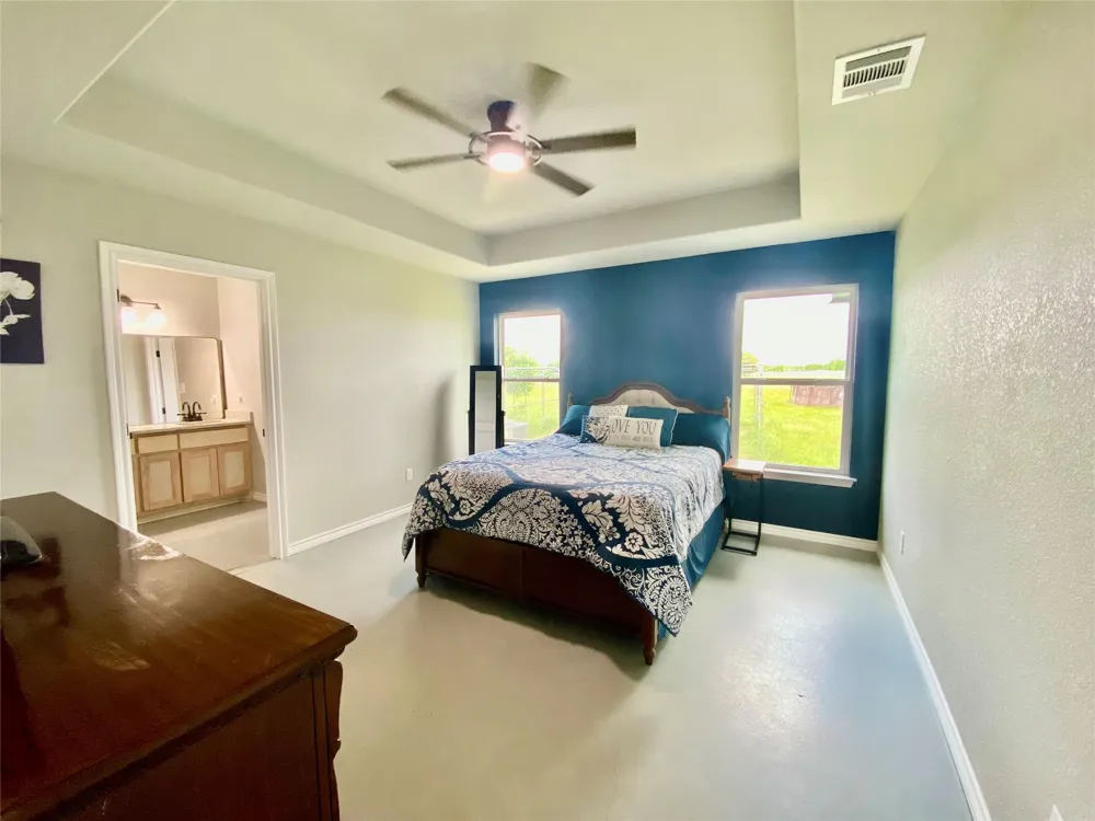 712 Vz County Road 3510 Wills Point, TX 75169