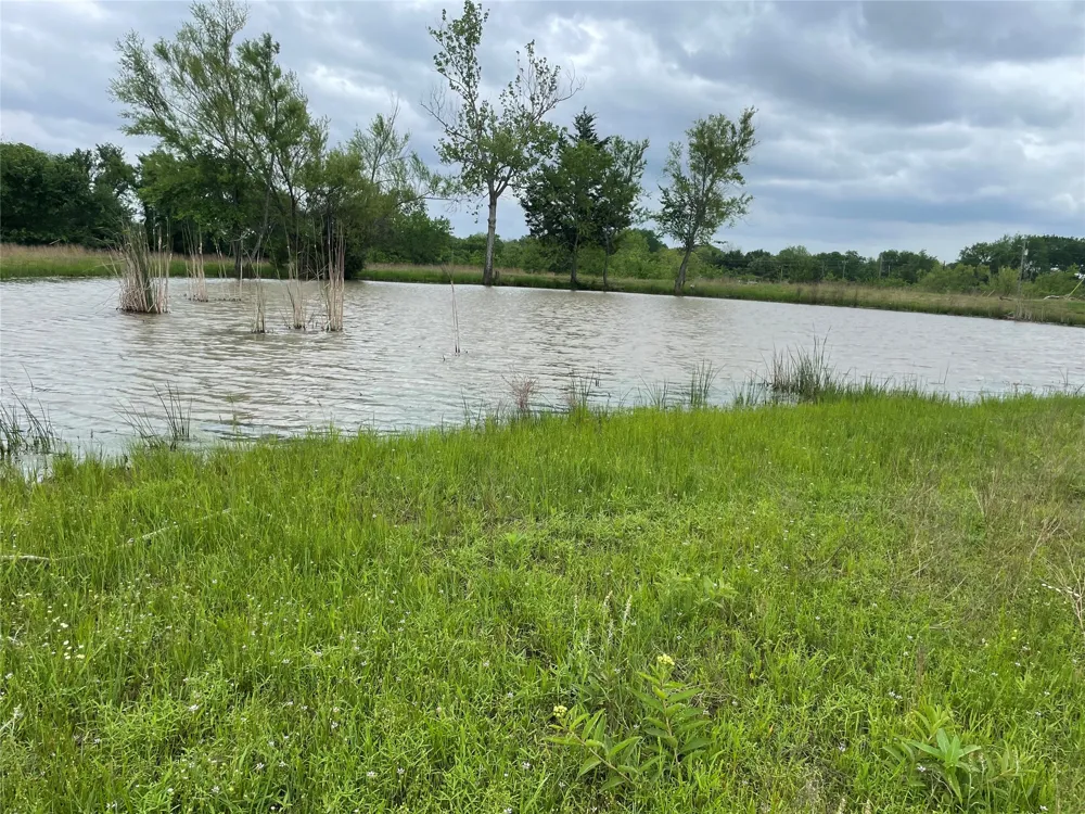 712 Vz County Road 3510 Wills Point, TX 75169