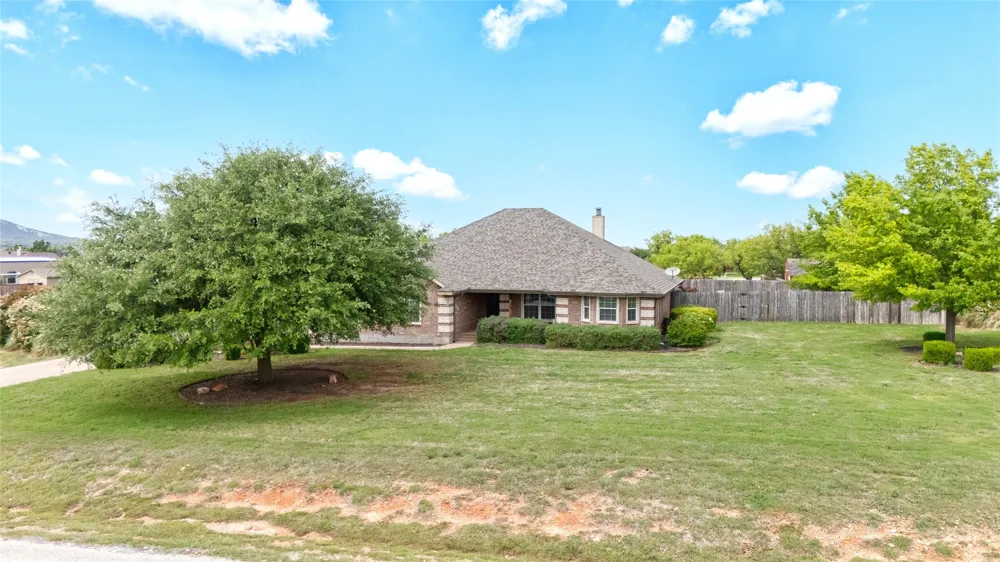 118 Divide Avenue Tuscola, TX 79562