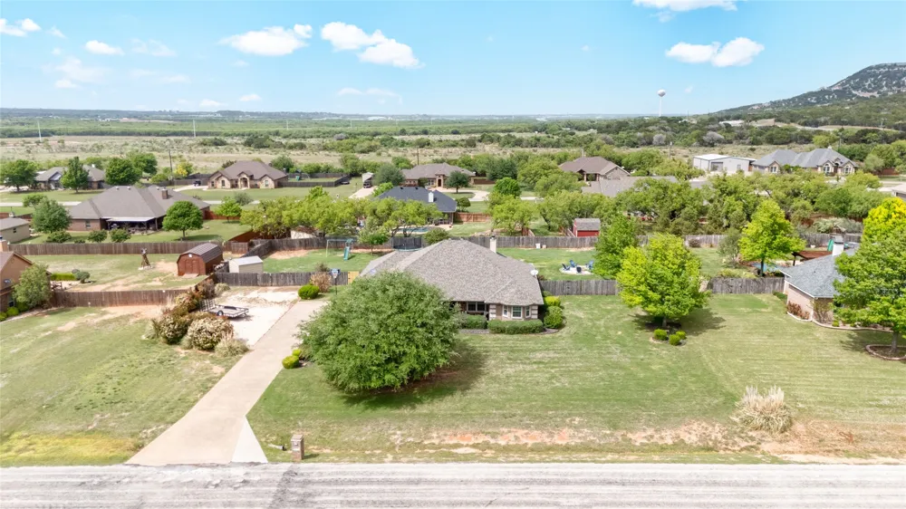 118 Divide Avenue Tuscola, TX 79562